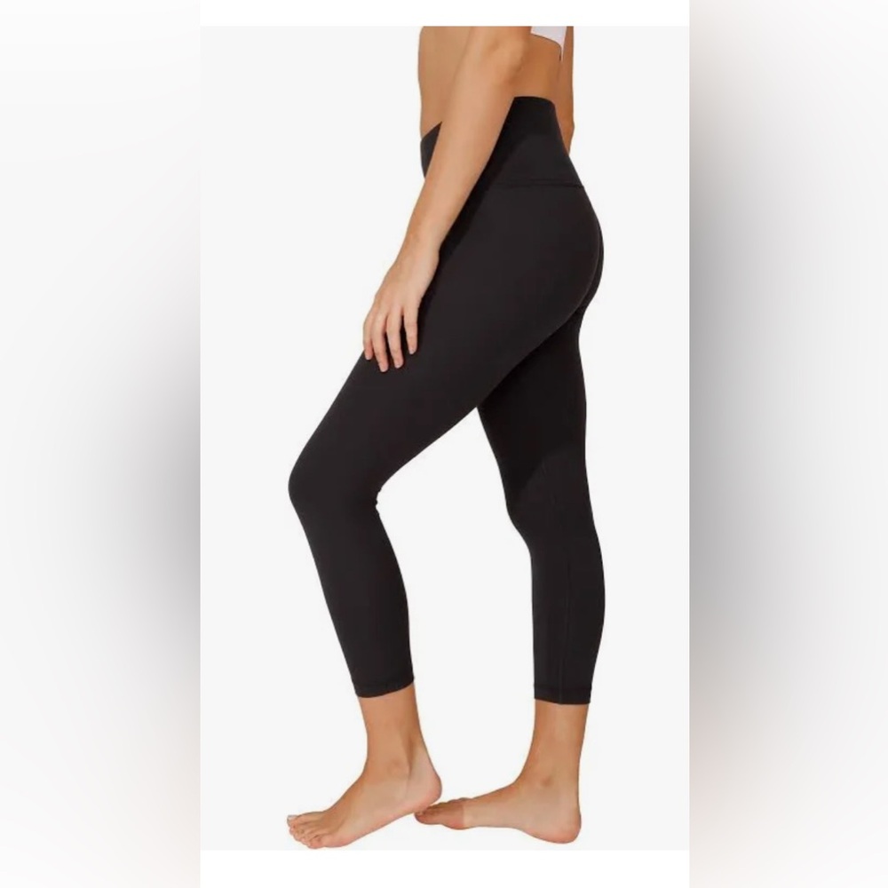 Yogalicious Lux Hi-Rise Ankle Leggings (Black Logo)